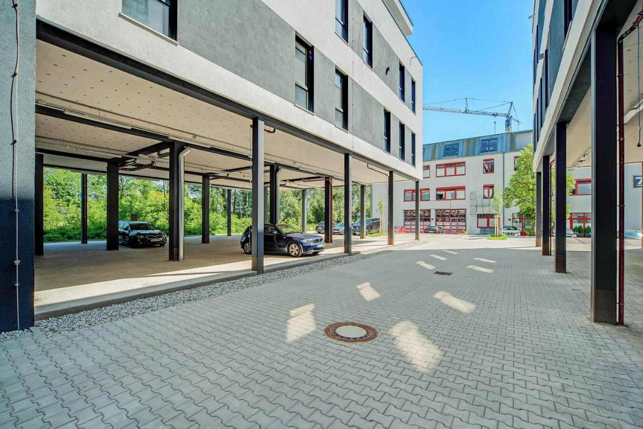 Bright: Rosenheim Aicherpark 외부 사진